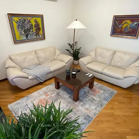 Secret 24 Lägenhet Belgrad